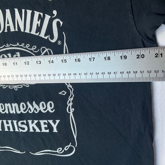 Gildan Men’s Short Sleeve T-shirt size L, Black, Jack Daniel’s Tennessee Whiskey - Picture 4 of 8
